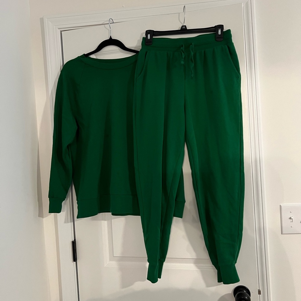 Colsie Vibrant Green Apparel